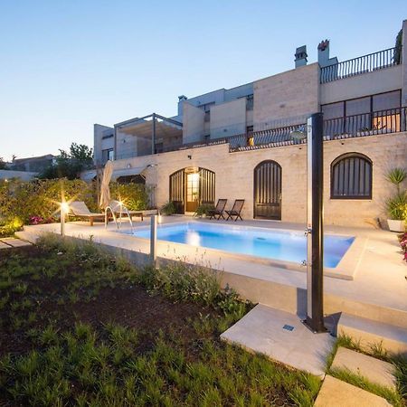 Melody M Apartment With Private Pool Split Ngoại thất bức ảnh