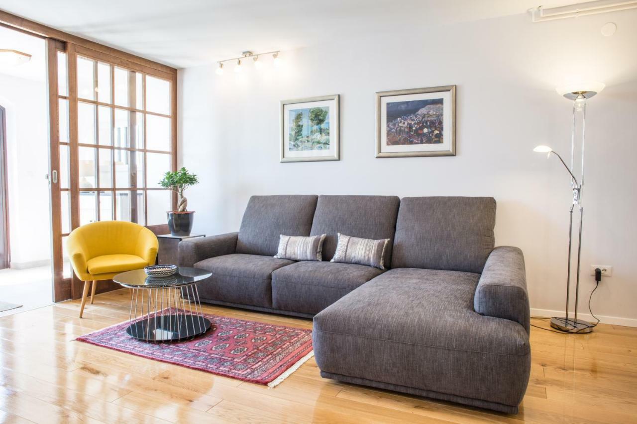 Melody M Apartment With Private Pool Split Ngoại thất bức ảnh