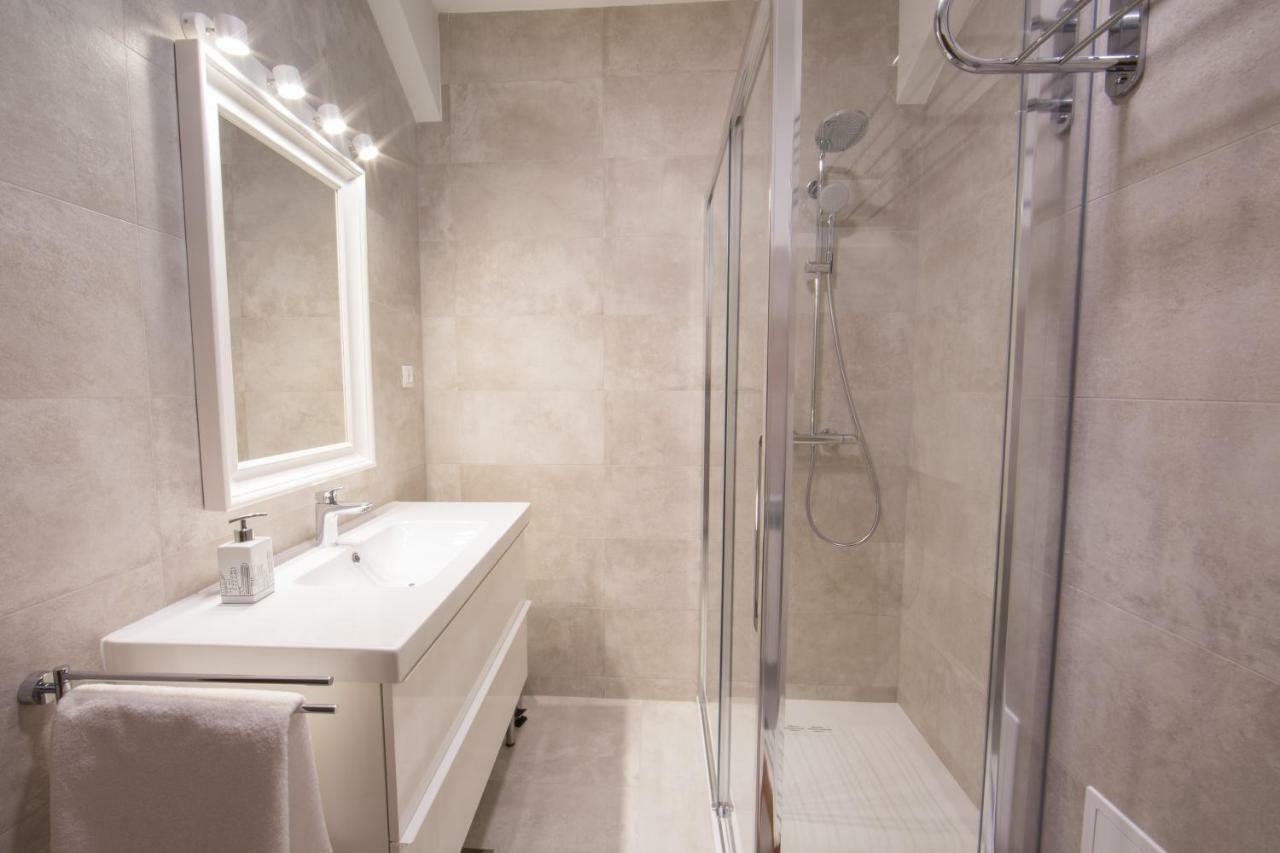 Melody M Apartment With Private Pool Split Ngoại thất bức ảnh